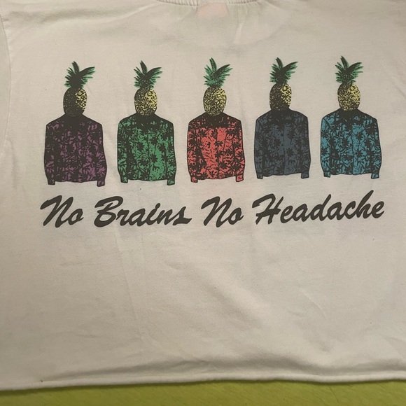 COPY - *LikeNew* Gotcha Pineapple Head White
Crop Long Sleeve T-Shirt Medium Zu… - Picture 4 of 8